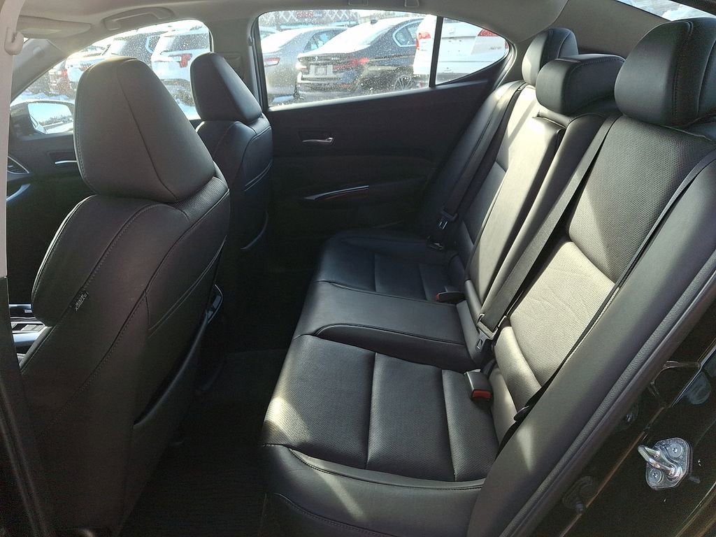 2017 Acura TLX w/Technology Package