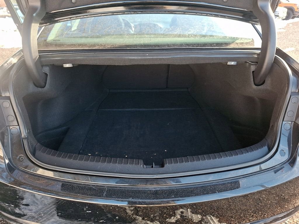 2017 Acura TLX w/Technology Package