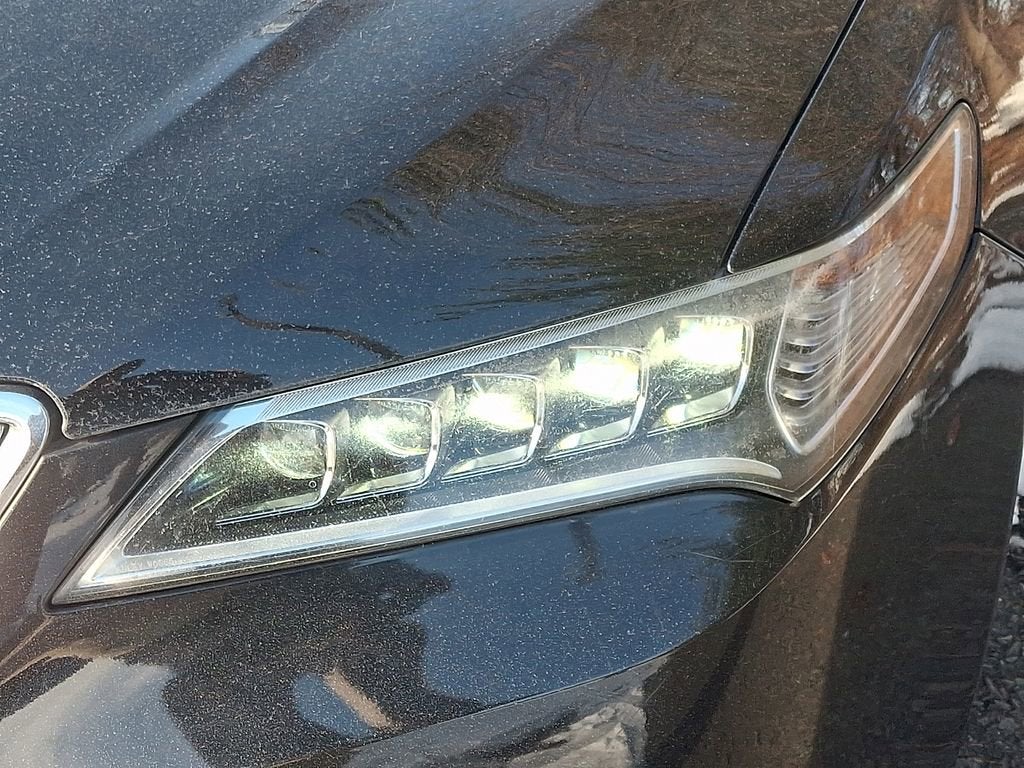 2017 Acura TLX w/Technology Package