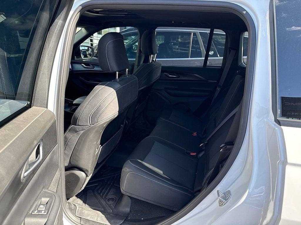 2025 Jeep Grand Cherokee Laredo X 4x4