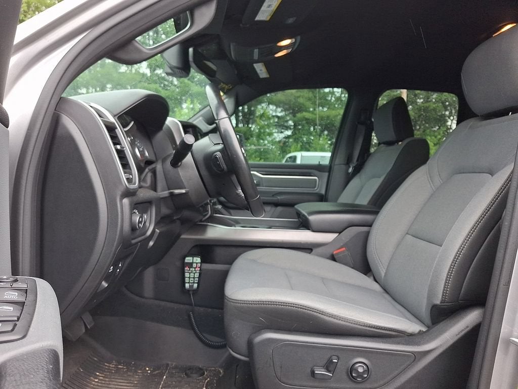 2021 RAM 1500 Big Horn Quad Cab 4x4 6'4" Box