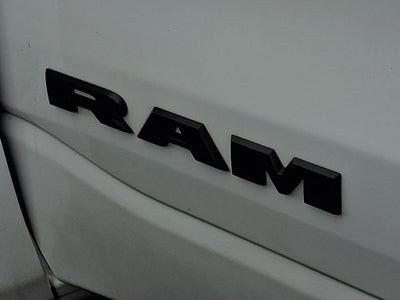 2020 RAM 1500 Big Horn Crew Cab 4x4 5'7" Box
