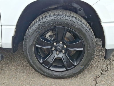 2020 RAM 1500 Big Horn Crew Cab 4x4 5'7" Box