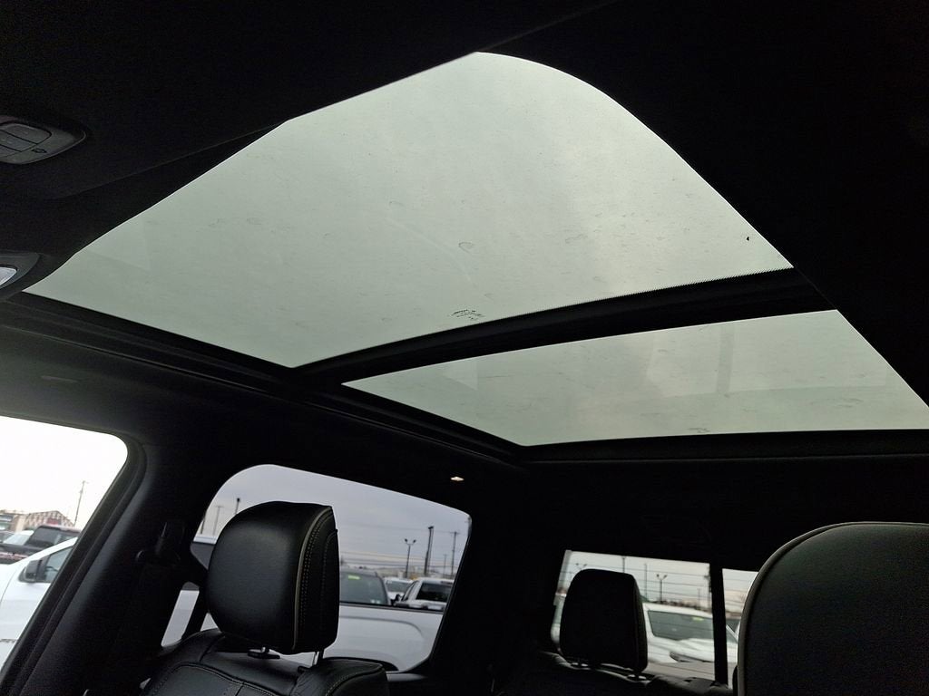 2019 RAM 1500 Limited Crew Cab 4x4 5'7" Box