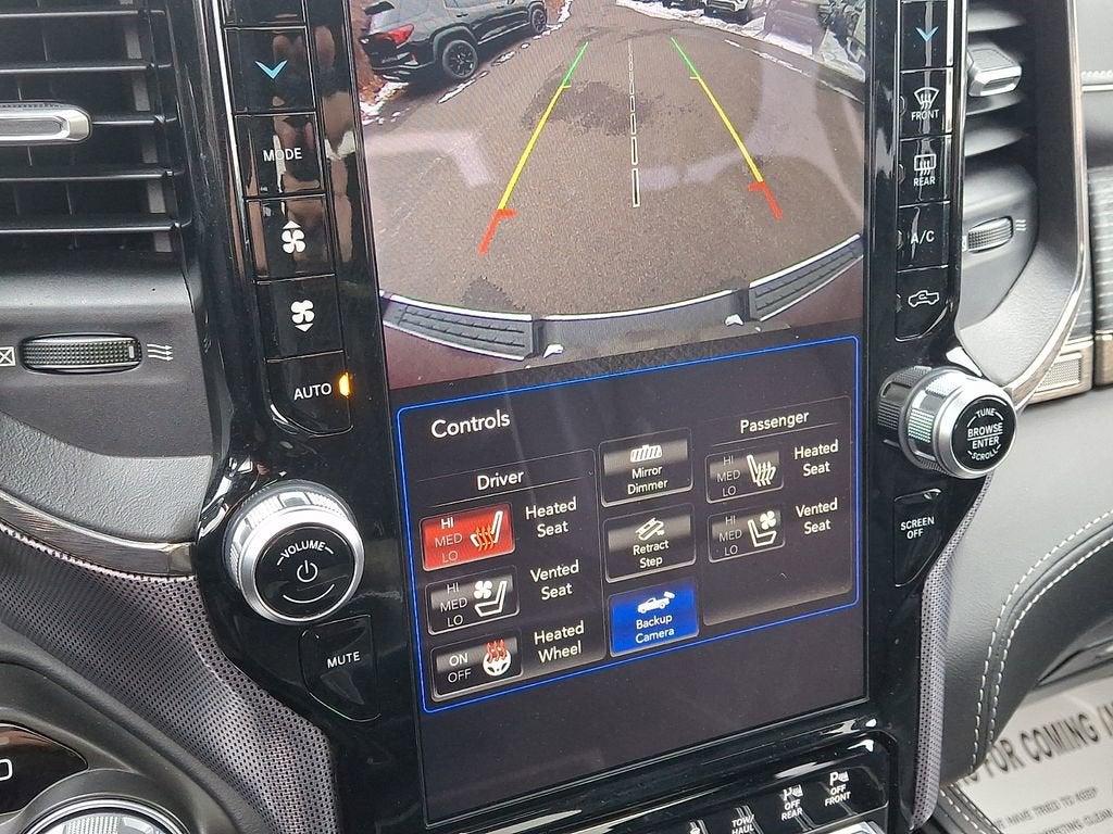 2019 RAM 1500 Limited Crew Cab 4x4 5'7" Box