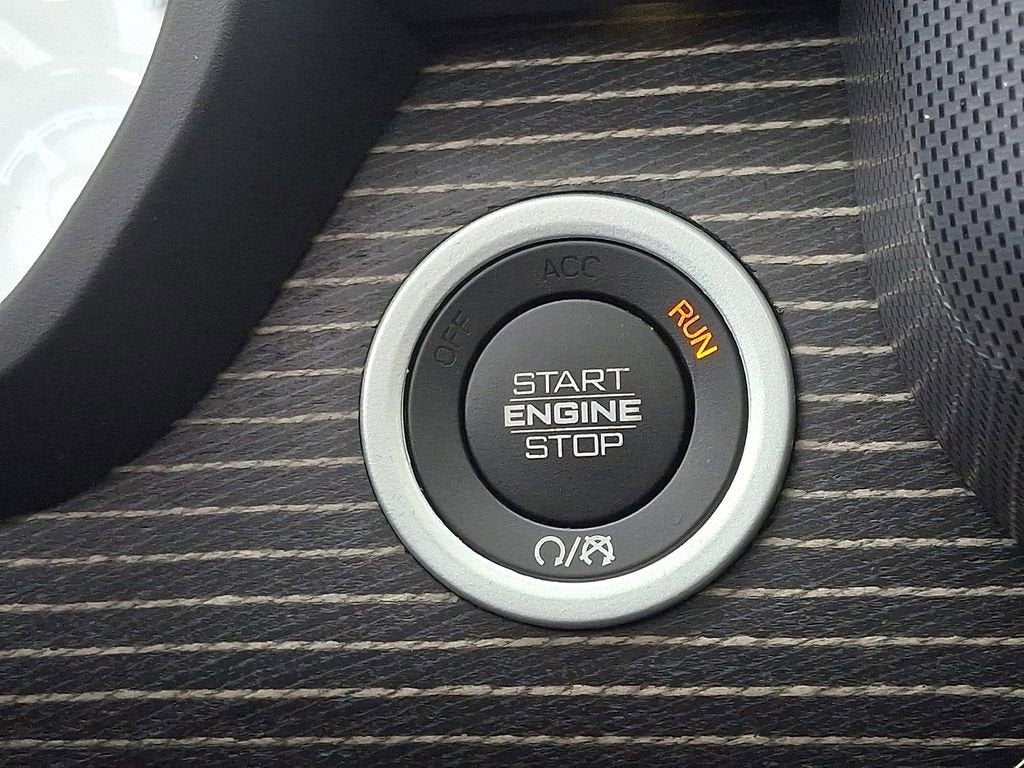 2019 RAM 1500 Limited Crew Cab 4x4 5'7" Box