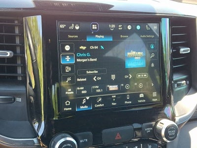 2022 RAM 1500 Laramie Crew Cab 4x4 5'7" Box