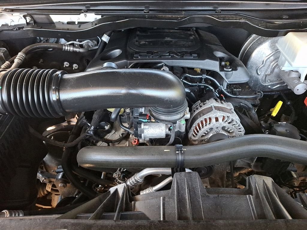 2022 RAM 1500 Laramie Crew Cab 4x4 5'7" Box