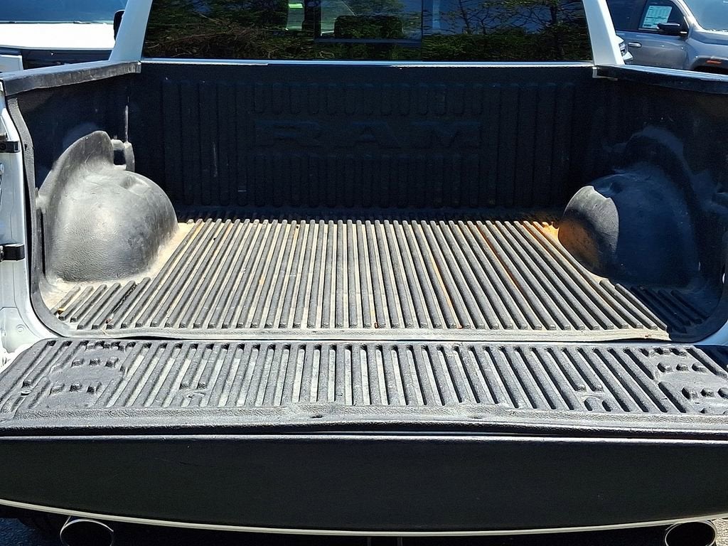 2022 RAM 1500 Laramie Crew Cab 4x4 5'7" Box
