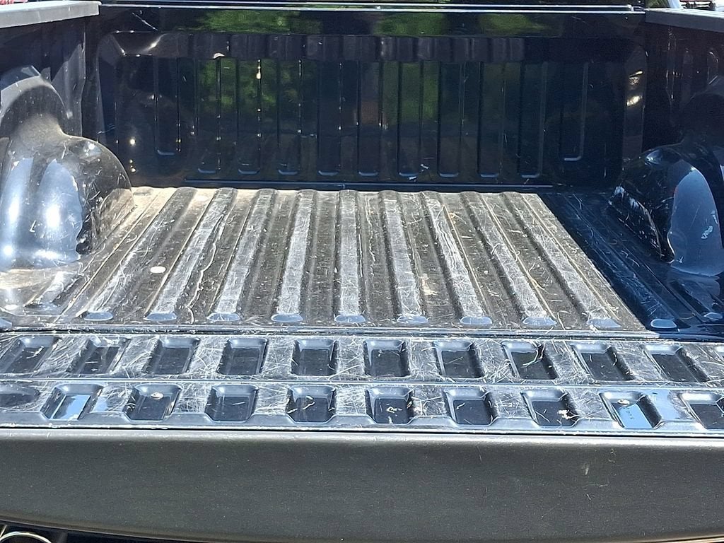 2019 RAM 1500 Laramie Crew Cab 4x4 5'7" Box