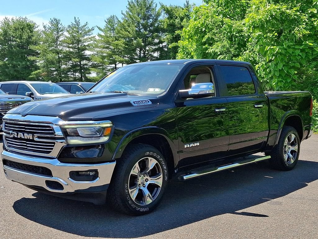 2019 RAM 1500 Laramie Crew Cab 4x4 5'7" Box