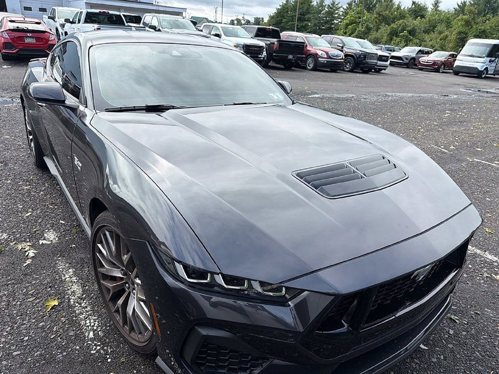 2024 Ford Mustang GT Premium Fastback