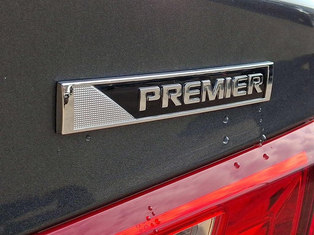2017 Chevrolet Malibu Premier - Photo 32