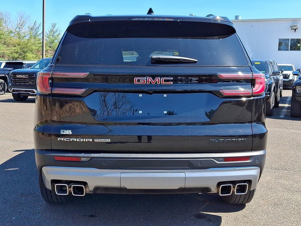 2025 GMC Acadia Elevation