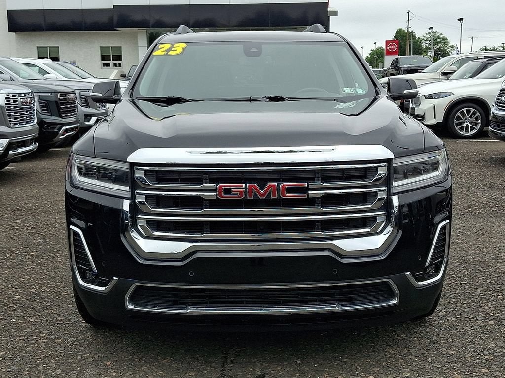 2023 GMC Acadia SLT