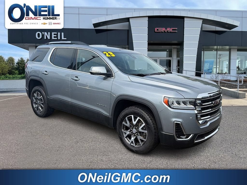 2023 GMC Acadia SLT