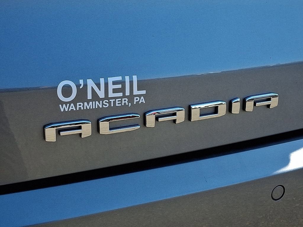 2023 GMC Acadia Denali