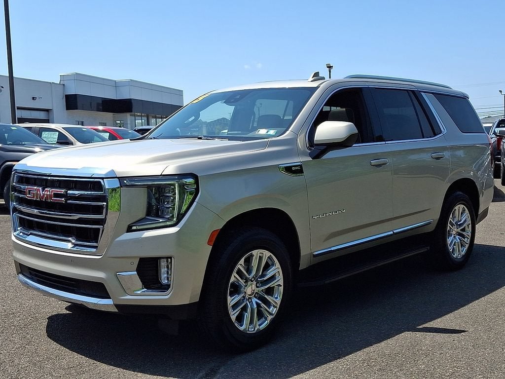 2023 GMC Yukon SLT