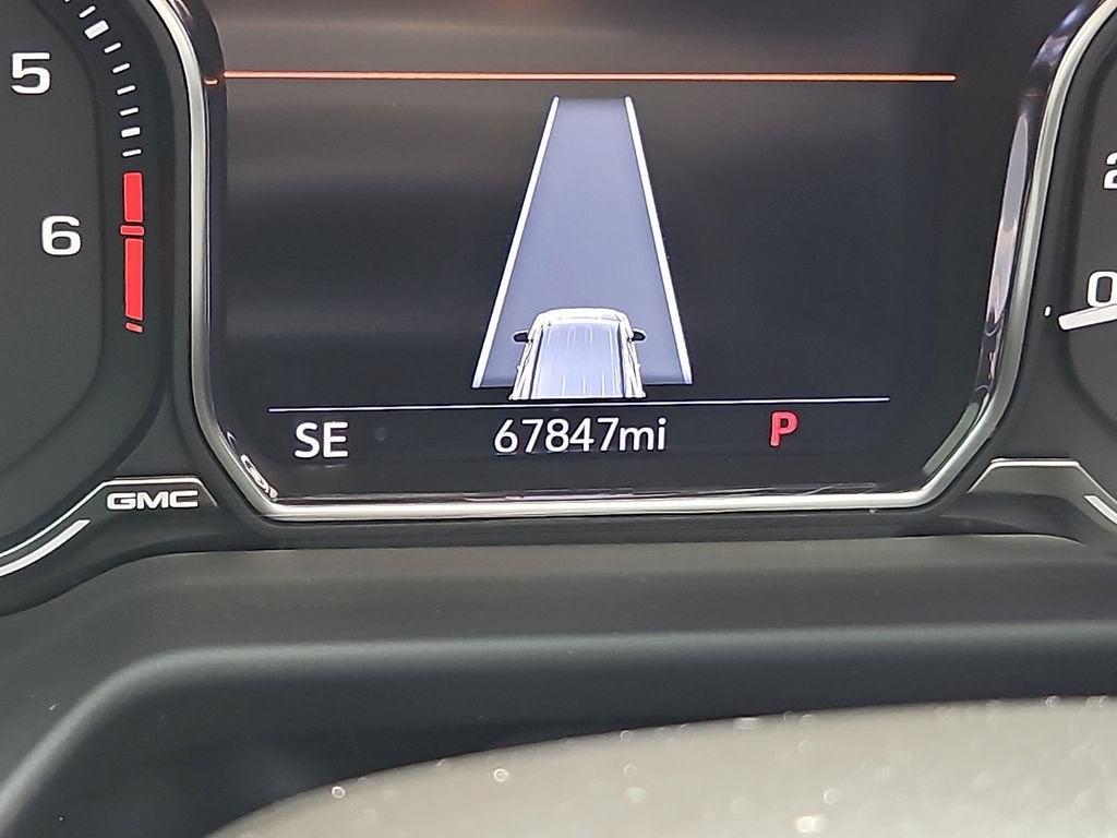 2021 GMC Yukon SLT