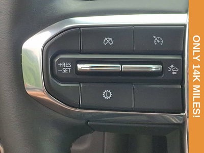 2025 GMC Yukon Elevation