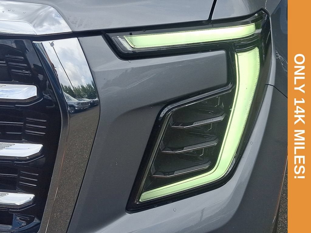 2025 GMC Yukon Elevation