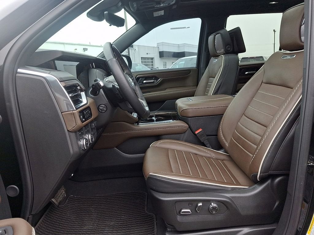 2025 GMC Yukon Denali Ultimate