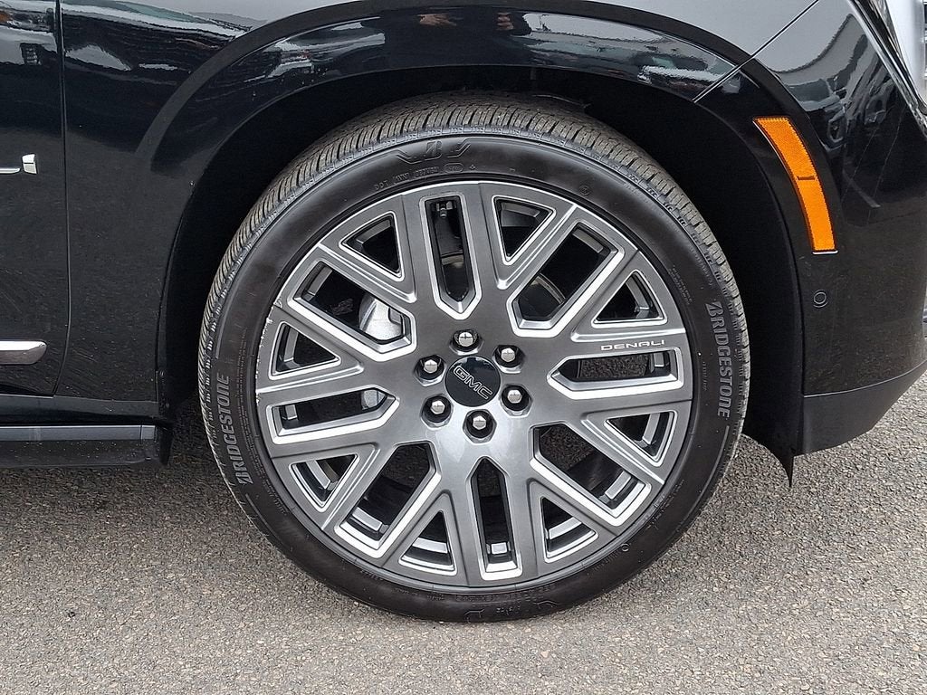 2025 GMC Yukon Denali Ultimate