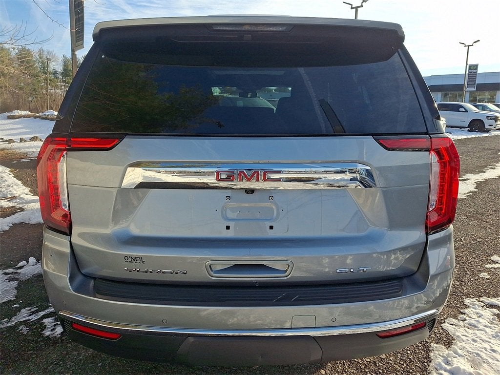 2023 GMC Yukon XL SLT