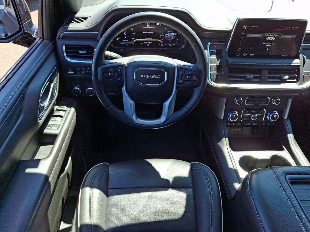 2022 GMC Yukon XL SLT
