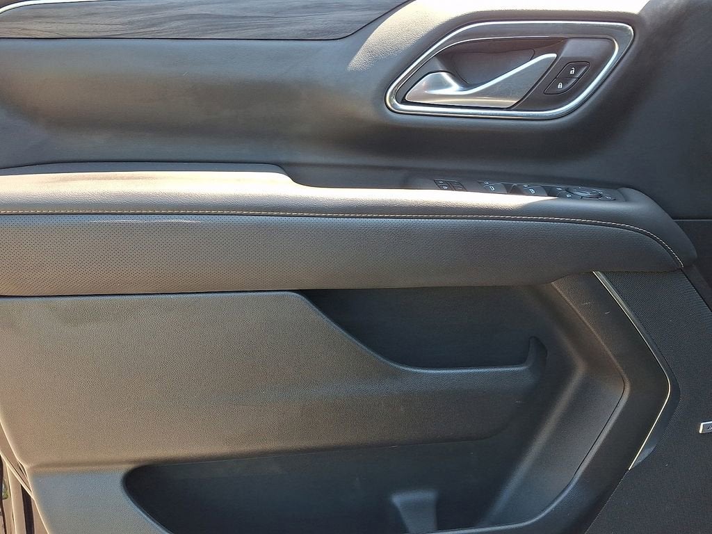 2022 GMC Yukon XL SLT
