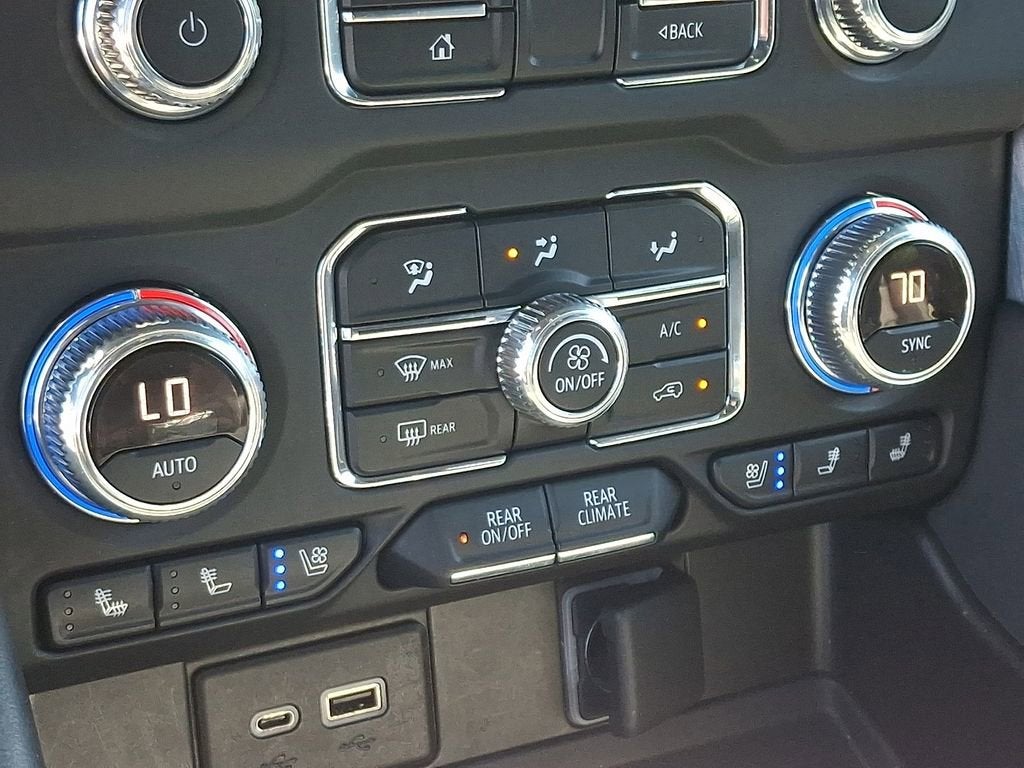 2022 GMC Yukon XL SLT