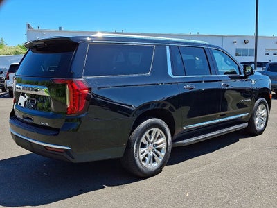 2022 GMC Yukon XL SLT