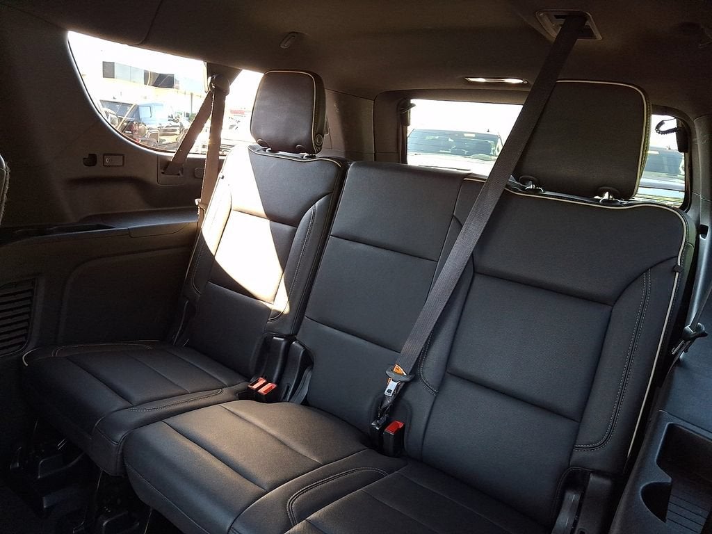 2024 GMC Yukon XL SLT