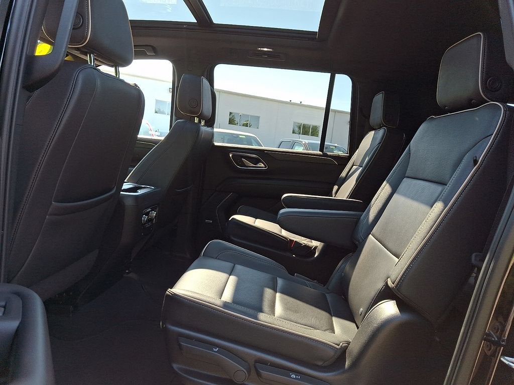 2024 GMC Yukon XL SLT