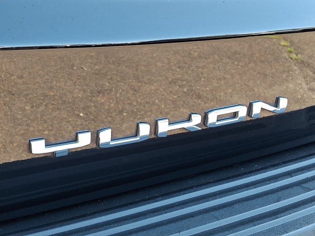 2024 GMC Yukon XL SLT