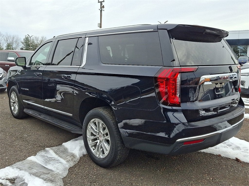 2023 GMC Yukon XL SLT