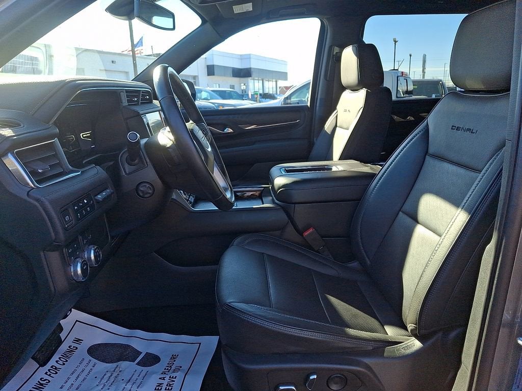 2022 GMC Yukon XL Denali