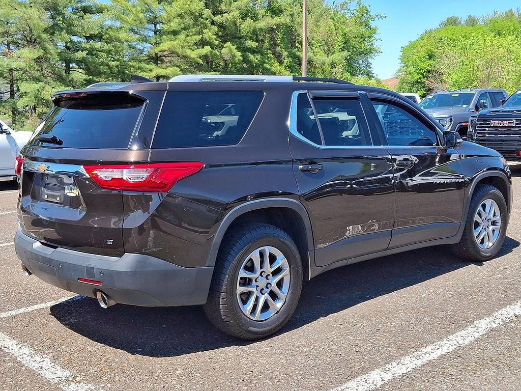 2018 Chevrolet Traverse LT Cloth