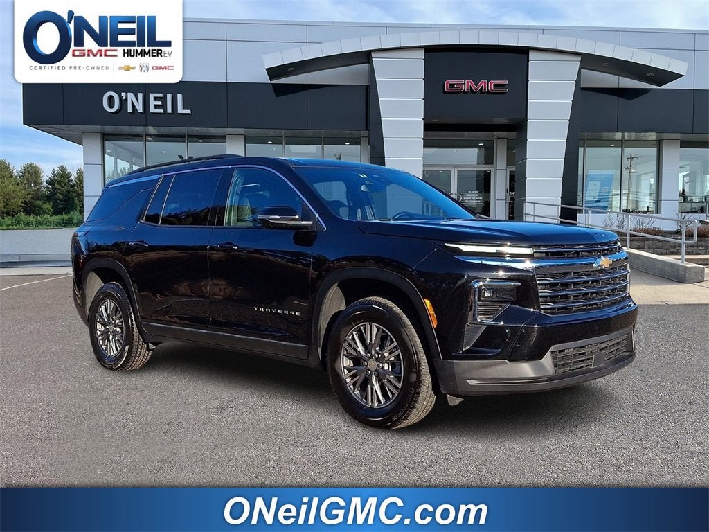 2025 Chevrolet Traverse LT