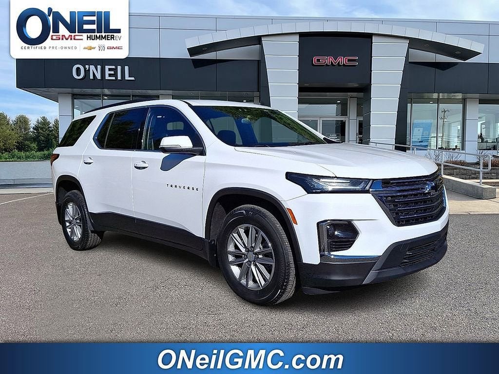 2023 Chevrolet Traverse LT Leather