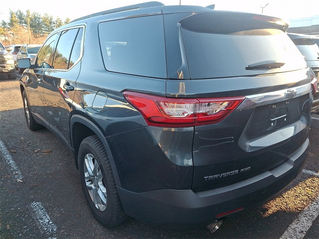 2021 Chevrolet Traverse LT Leather