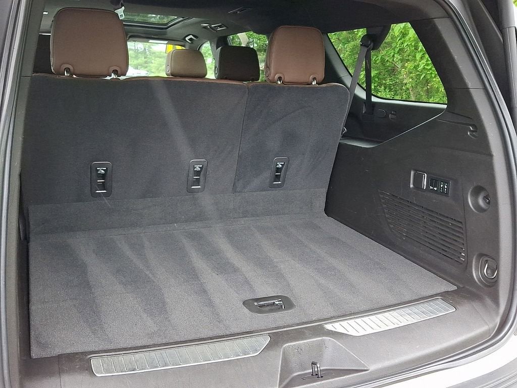 2021 Chevrolet Suburban High Country