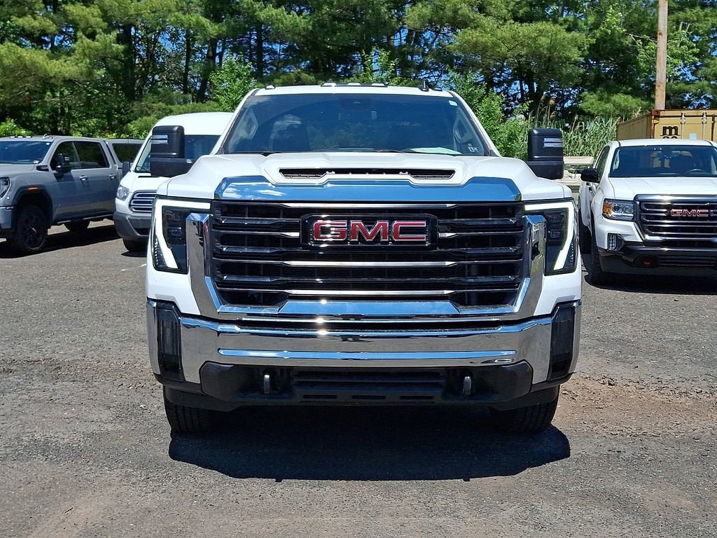 2025 GMC Sierra 2500 HD Pro