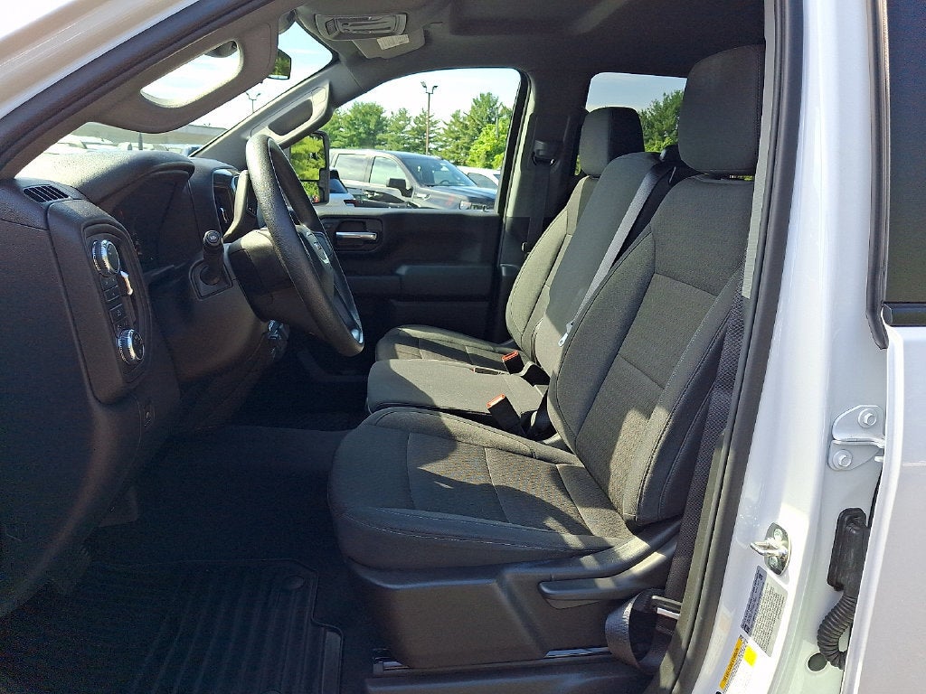 2025 GMC Sierra 2500 HD Pro