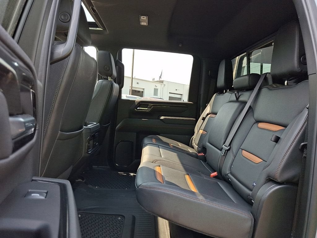 2025 GMC Sierra 3500 HD AT4