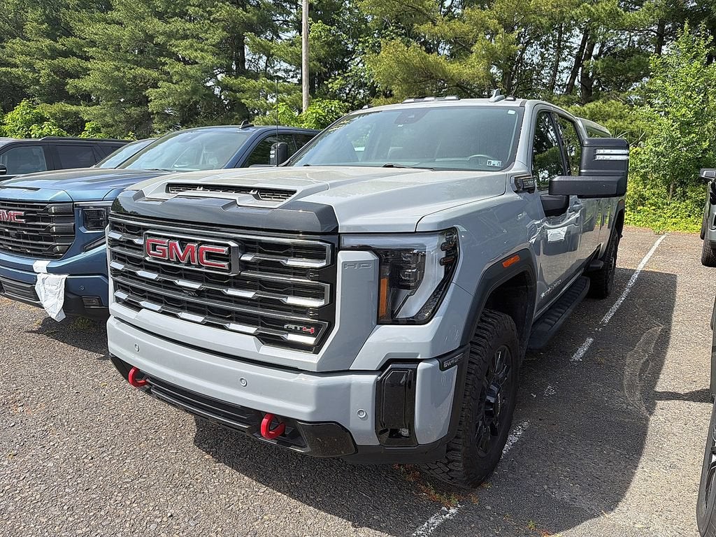 2025 GMC Sierra 3500 HD AT4