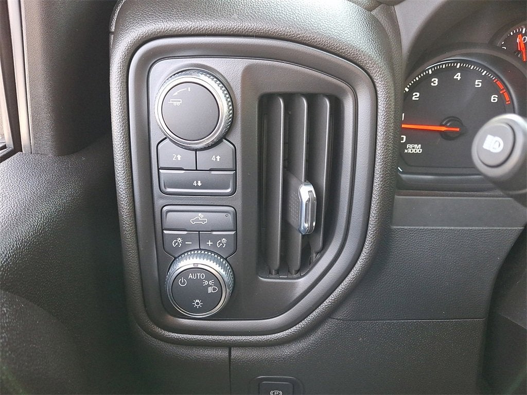 2024 GMC Sierra 2500 HD Pro