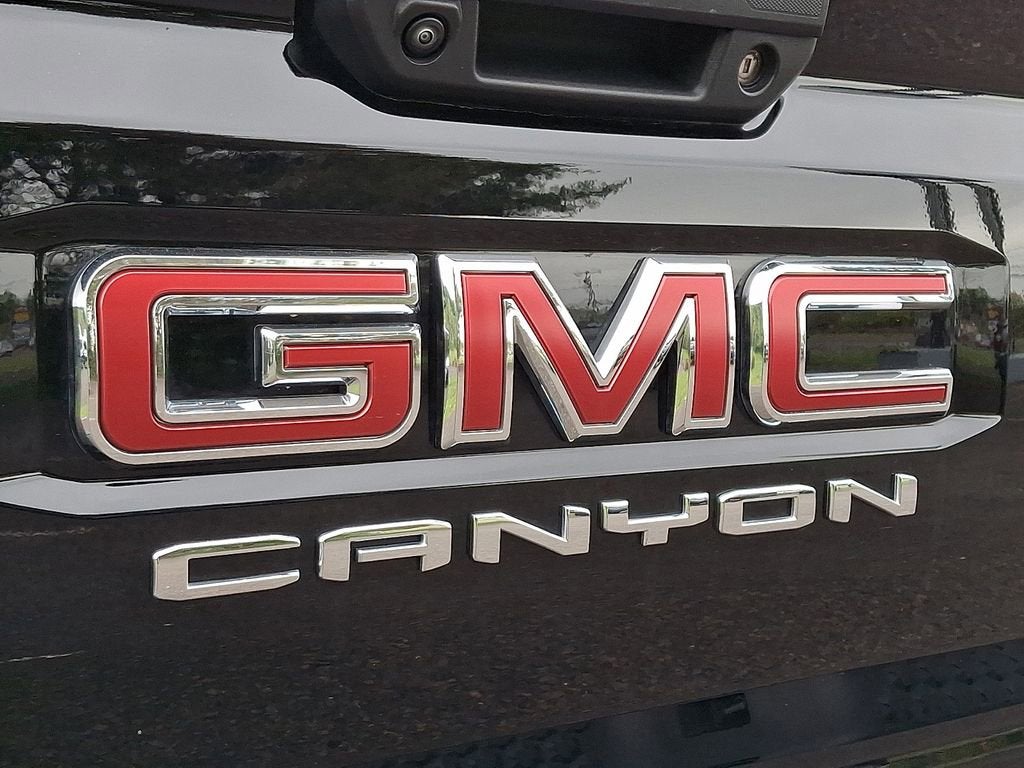 2024 GMC Canyon AT4