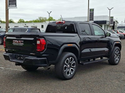 2024 GMC Canyon AT4