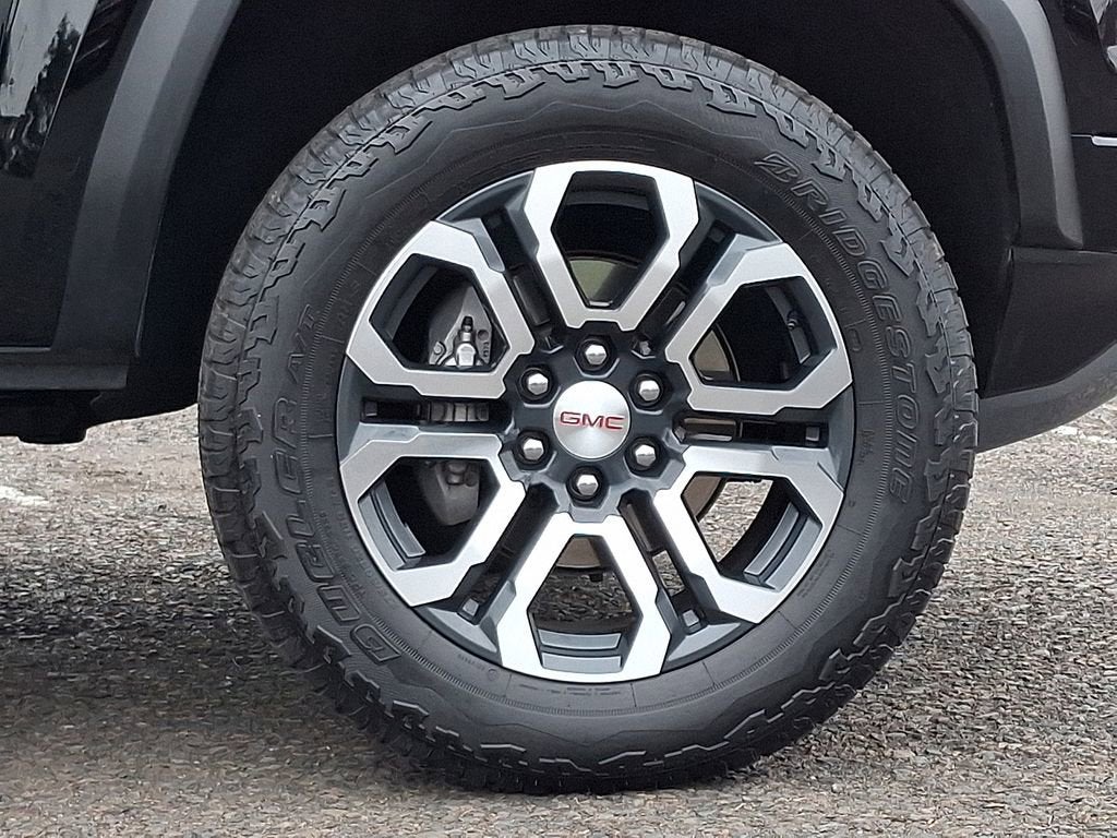 2024 GMC Canyon AT4